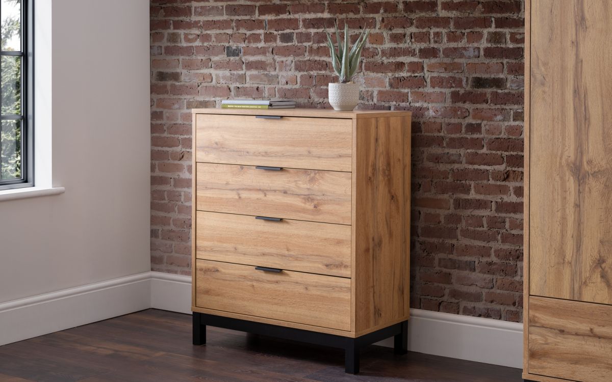 Oak Chest Of Drawers