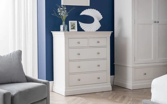 White Chest Of Drawers